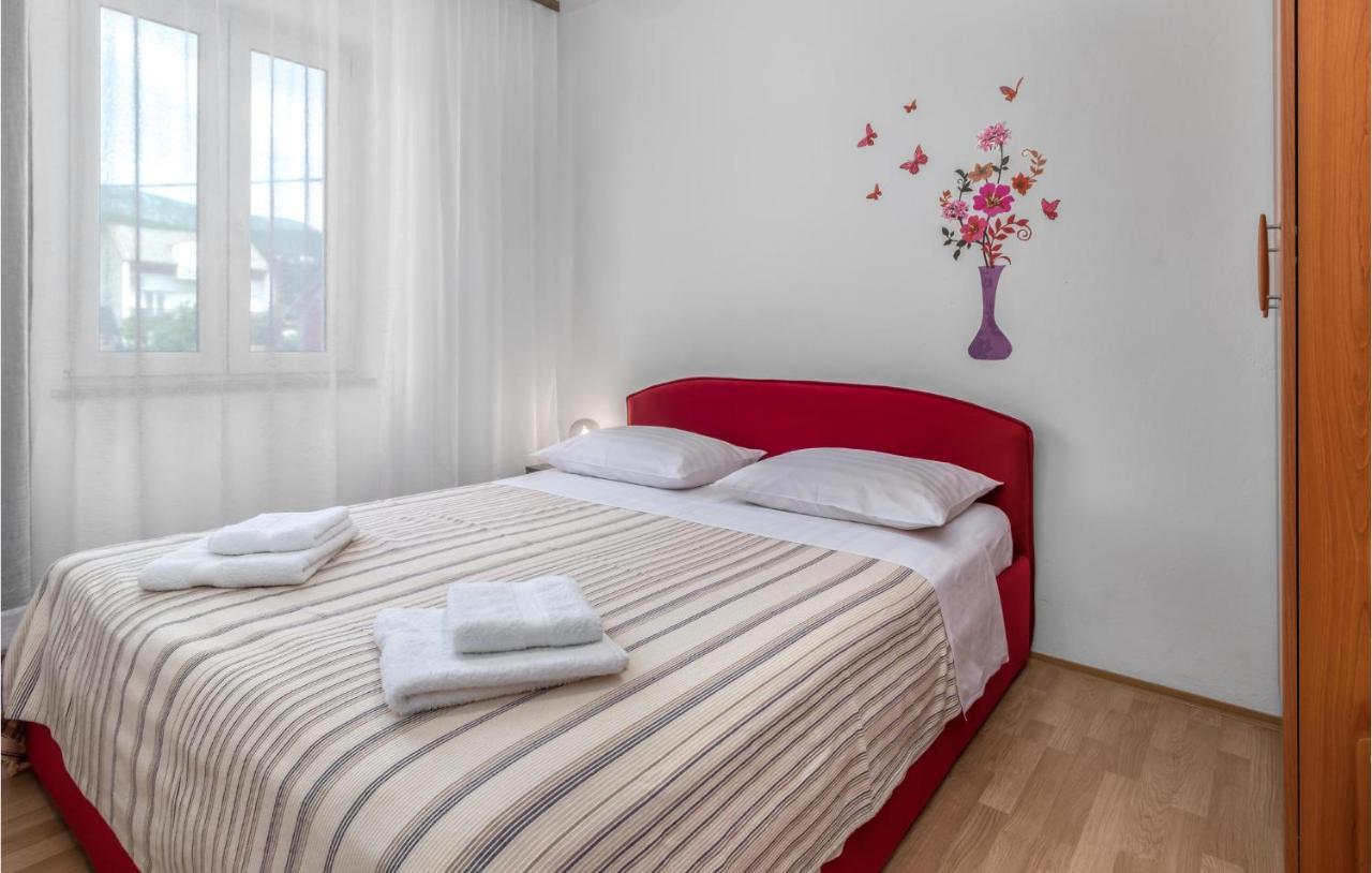 Nice Apartment In Jadranovo With Wifi Exteriör bild
